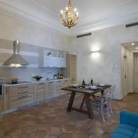 - Casa Volte Alte Positano
